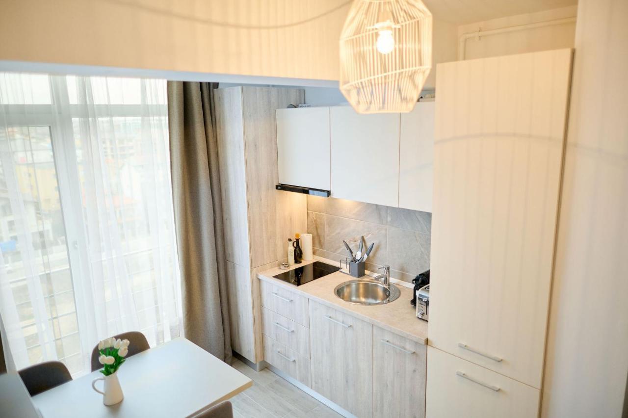 Royale Sundance Studio 7 Beach Spa & Pool Mamaia Nord Bagian luar foto