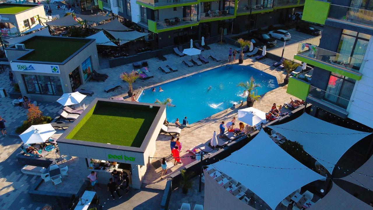 Royale Sundance Studio 7 Beach Spa & Pool Mamaia Nord Bagian luar foto