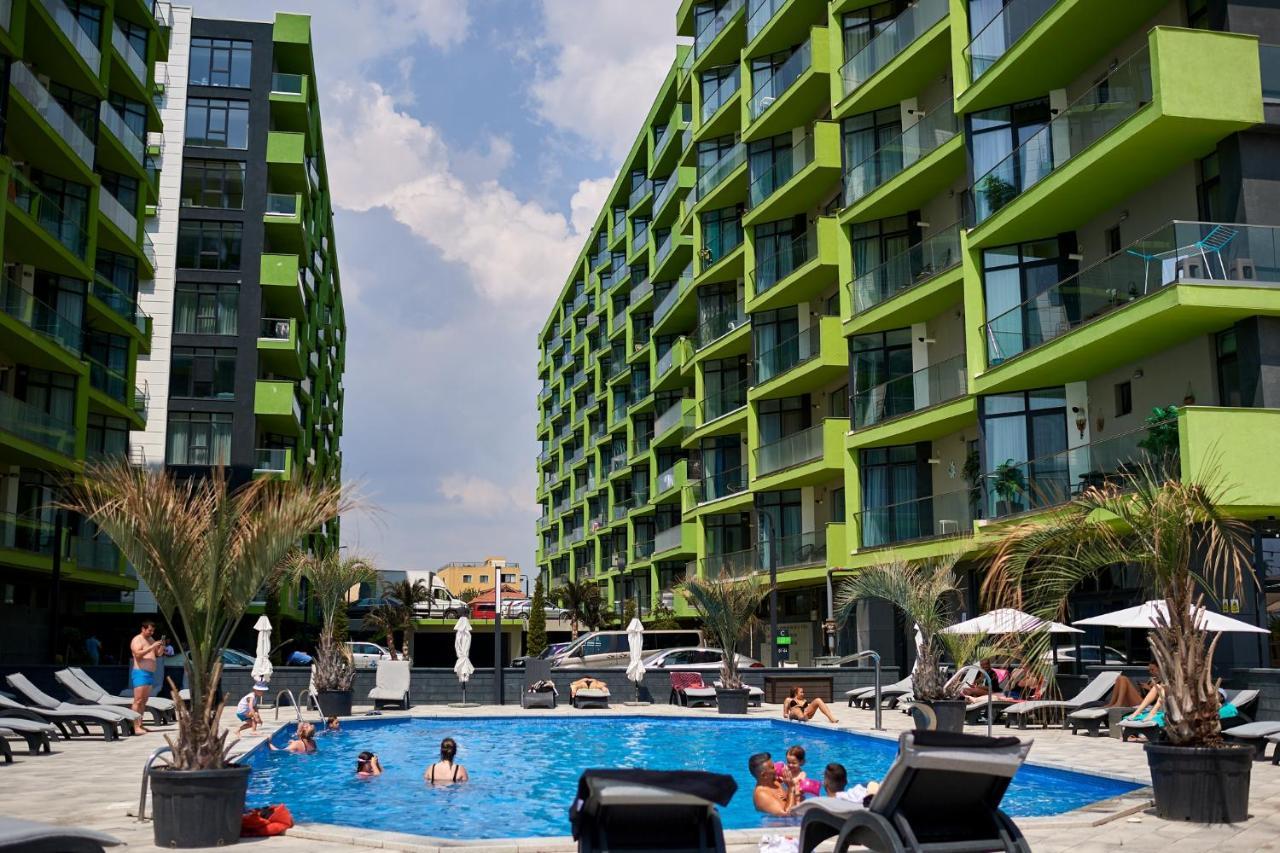Royale Sundance Studio 7 Beach Spa & Pool Mamaia Nord Bagian luar foto